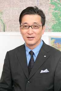 所長　山田一博